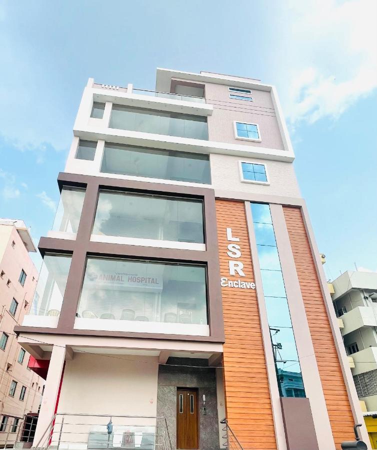 Lsr Service Apartments ティルパティ エクステリア 写真